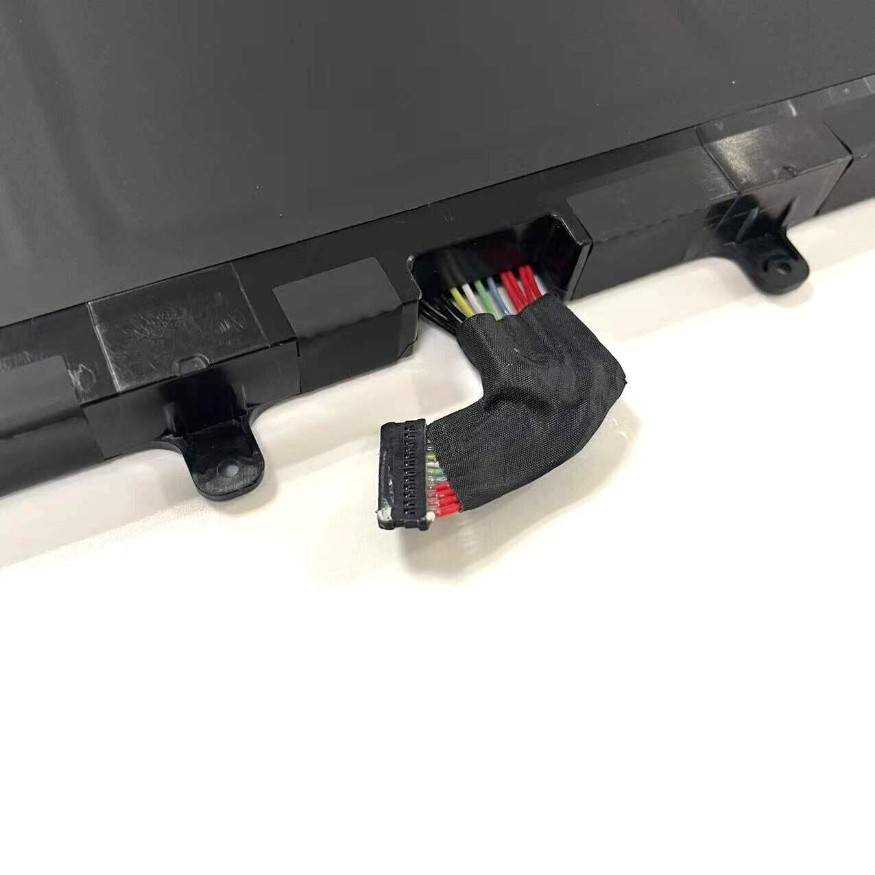 L17M6P52 L17C6P51 Genuine battery for Lenovo ThinkPad P72 P73 SB10K97637 8690mAh
