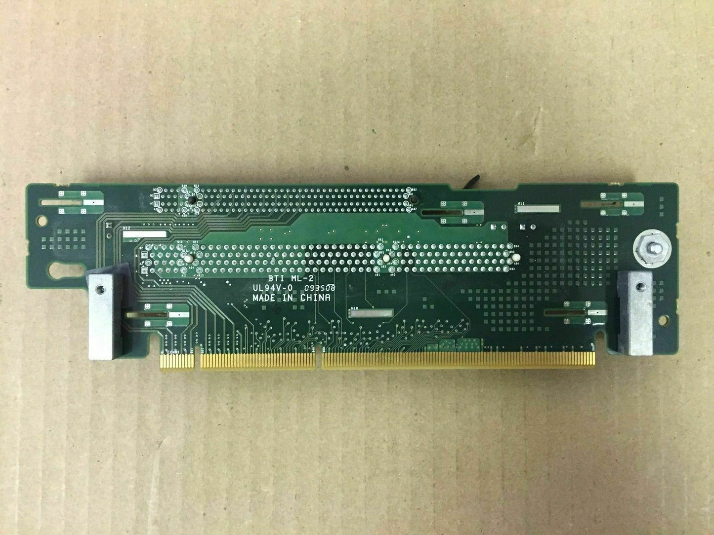 Dell Precision Workstation R5400 PCI Riser Card W/Mounting Bracket C718C