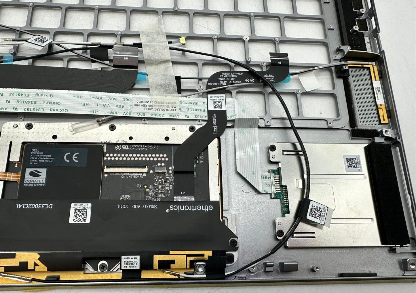 NEW OEM Dell Latitude 9520 2-in-1 Laptop Palmrest Touchpad Assembly W297H