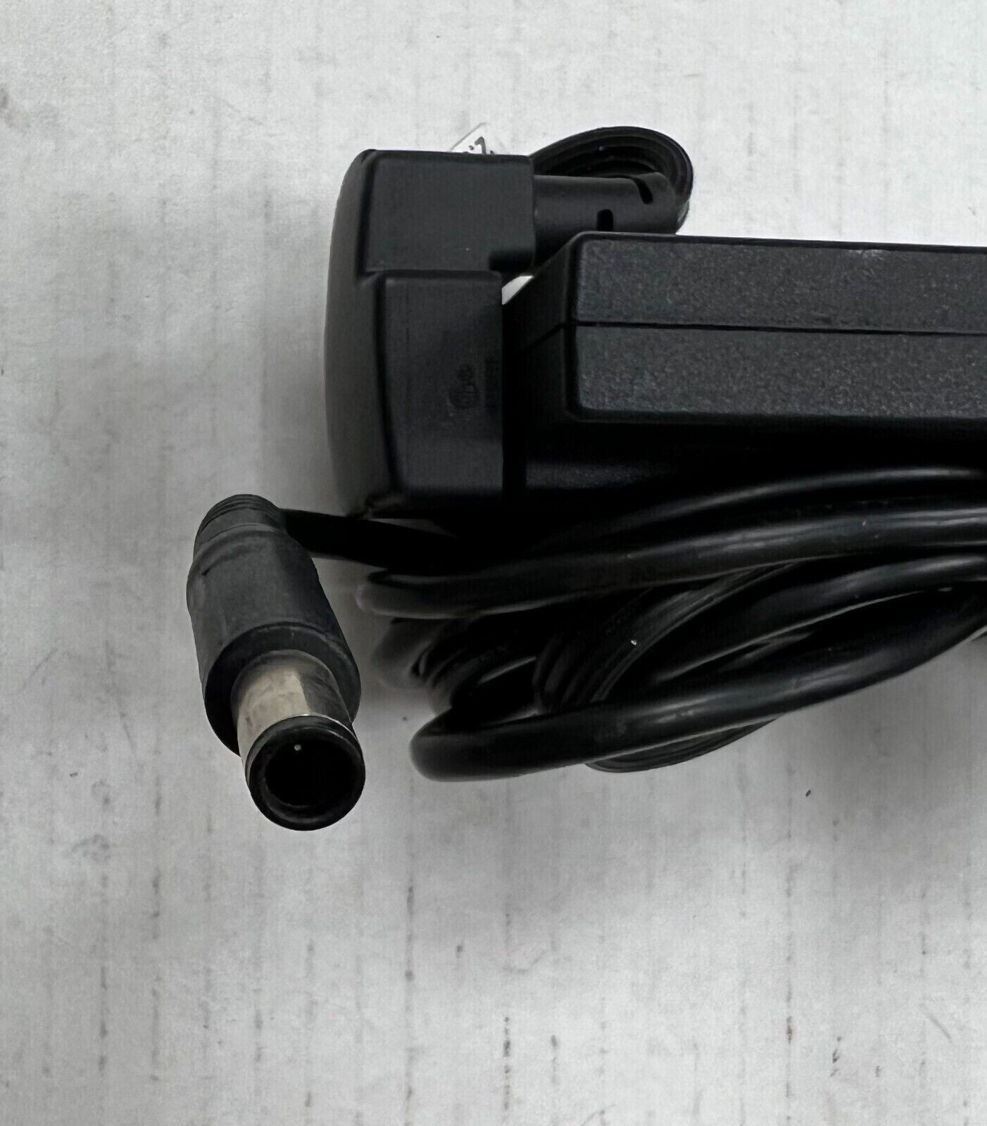 Genuine DELL 90W PA-3E Family - E6430 E6440 E5440 E5450 E5570 E5550 AC ADAPTER