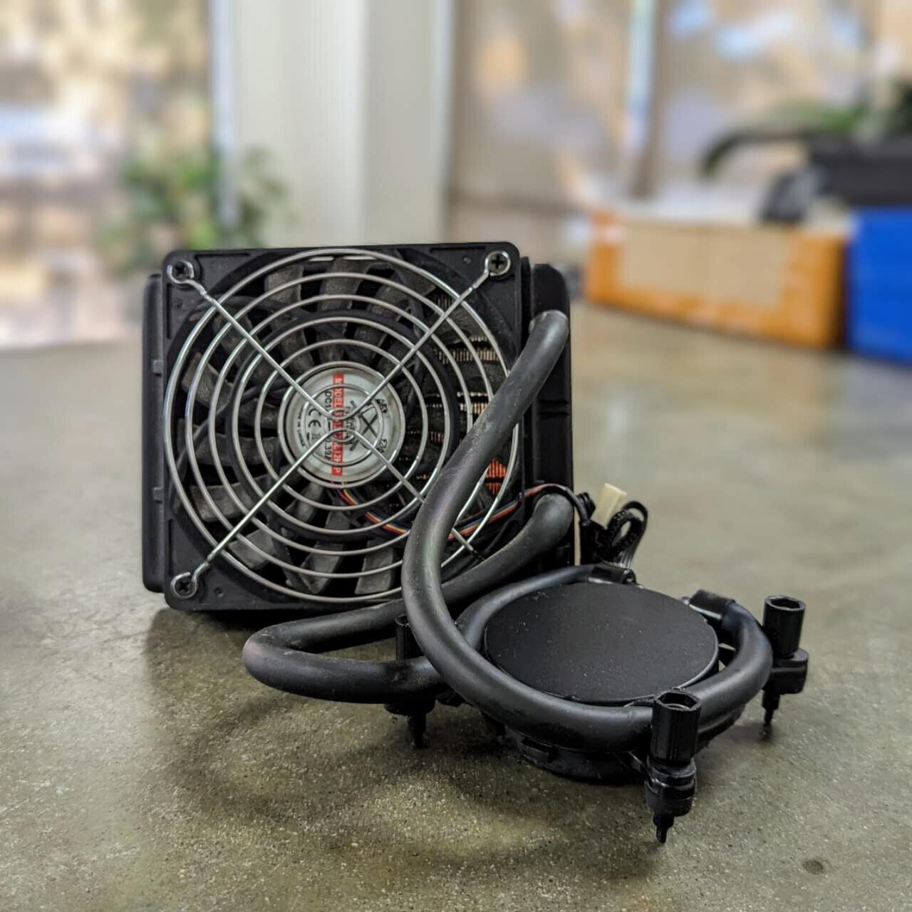 Asetek 550LC Performance Liquid CPU Cooler + 120mm Fan Slim LGA 2011-3 2066 115X