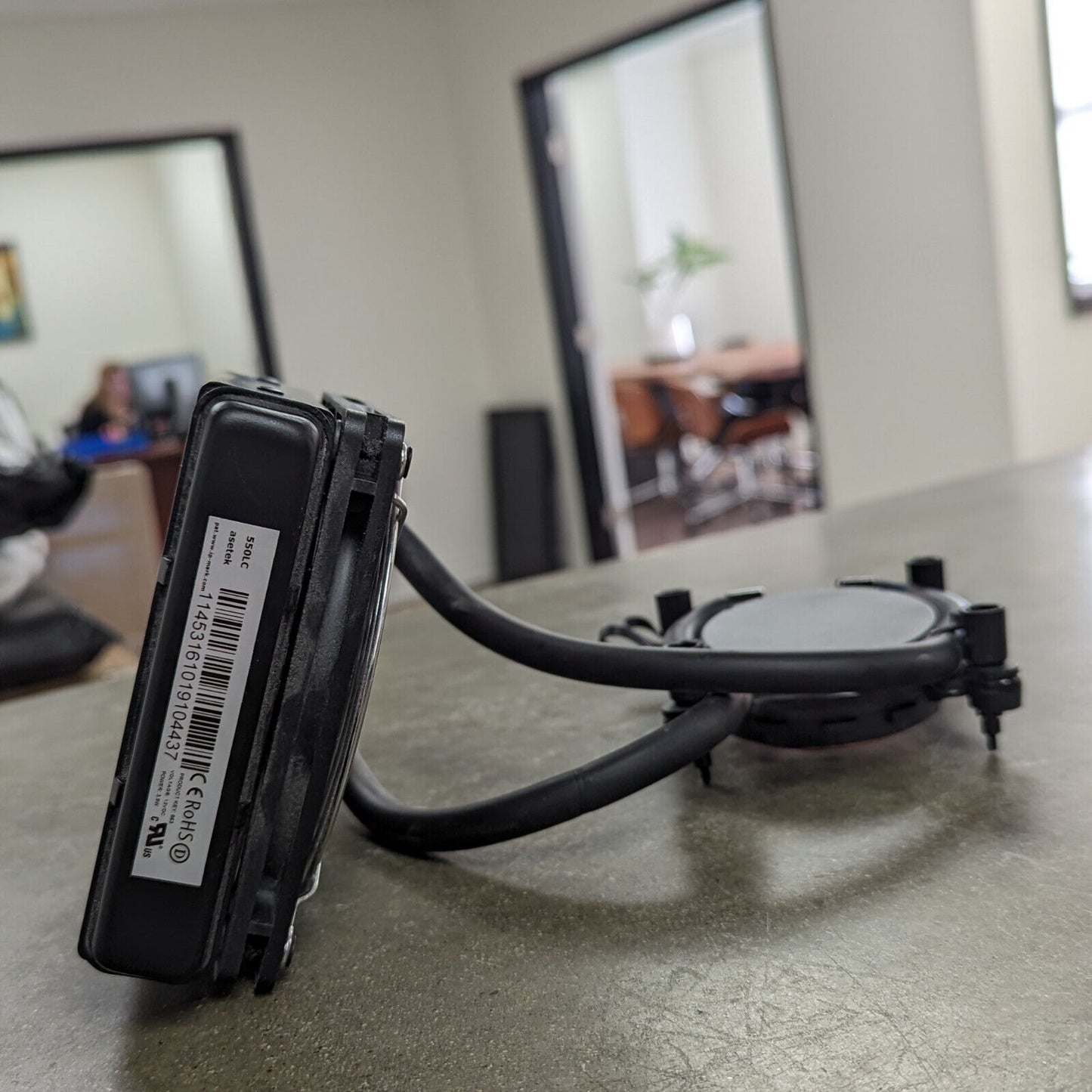 Asetek 550LC Performance Liquid CPU Cooler + 120mm Fan Slim LGA 2011-3 2066 115X