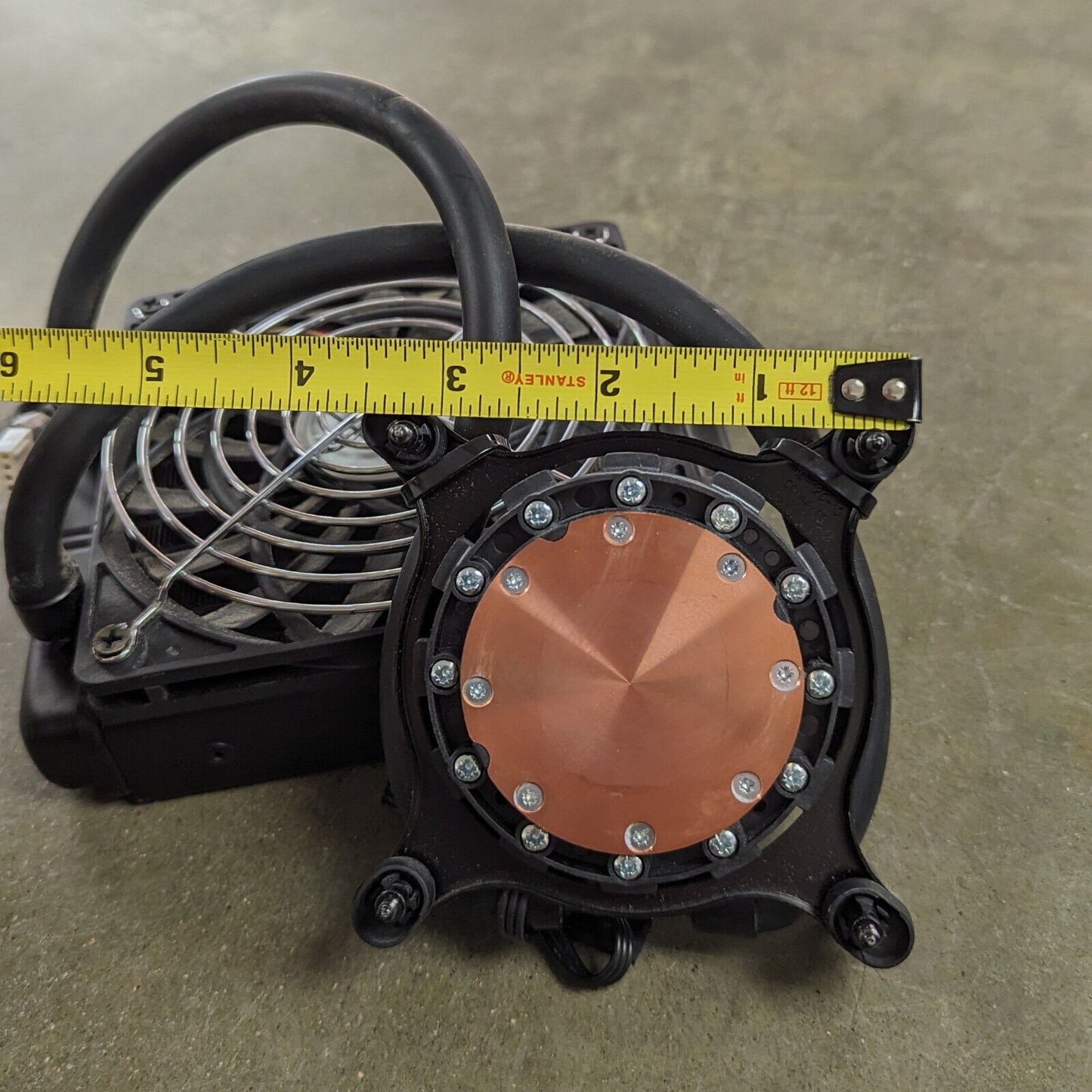 Asetek 550LC Performance Liquid CPU Cooler + 120mm Fan Slim LGA 2011-3 2066 115X