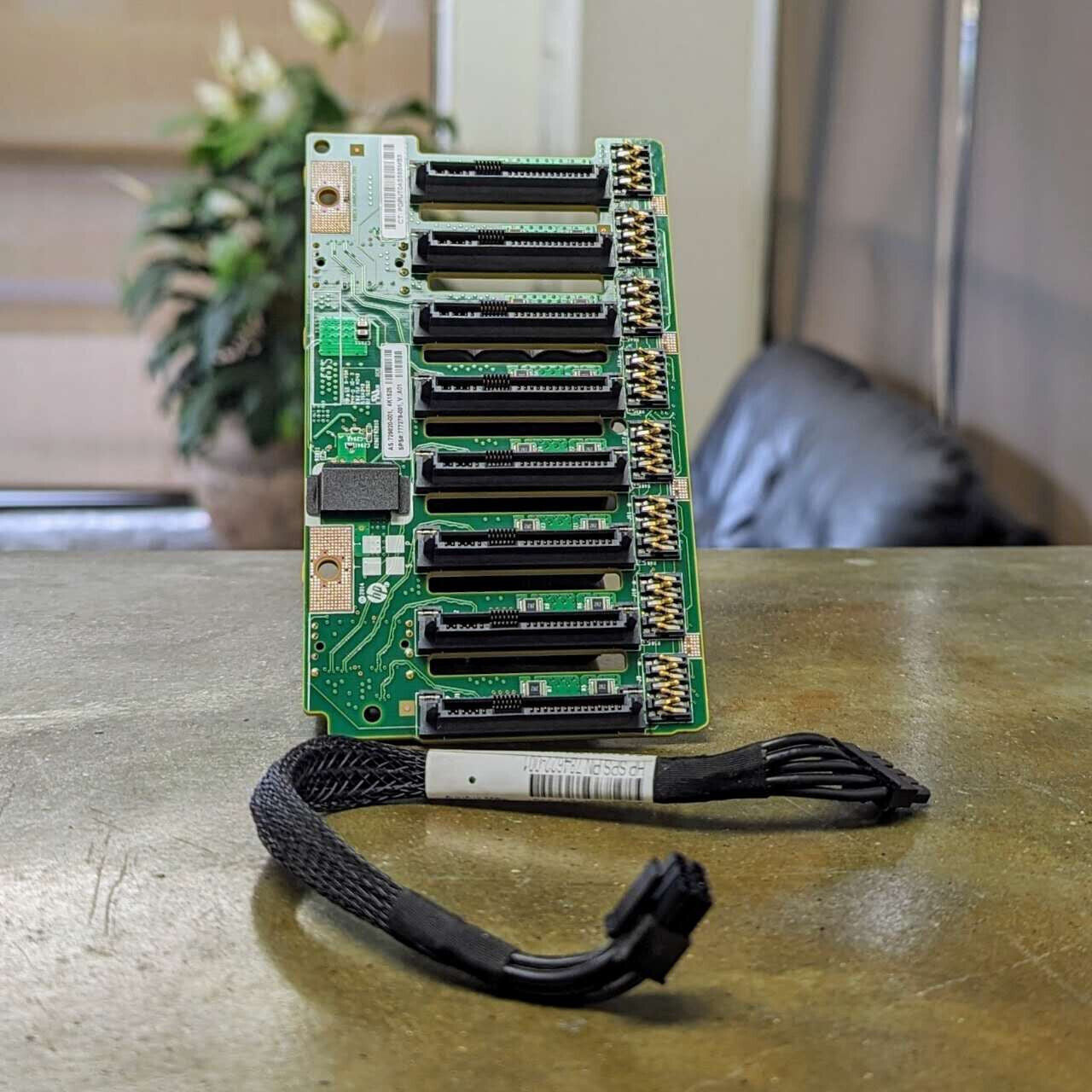 HP HPE DL380 Gen9 G9 8x SFF SAS/SATA backplane 777279-001 729820-001  & Cable