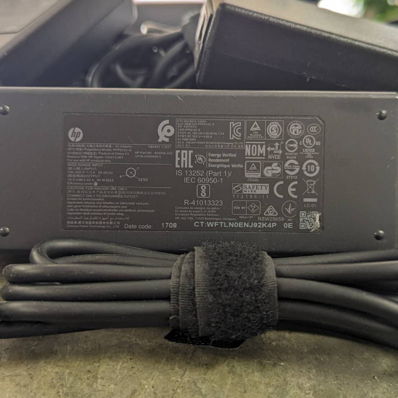 LOT OF 10 Genuine 90W 19.5V 4.62A HP AC Charger 709986-003 710413-001 Blue Tip
