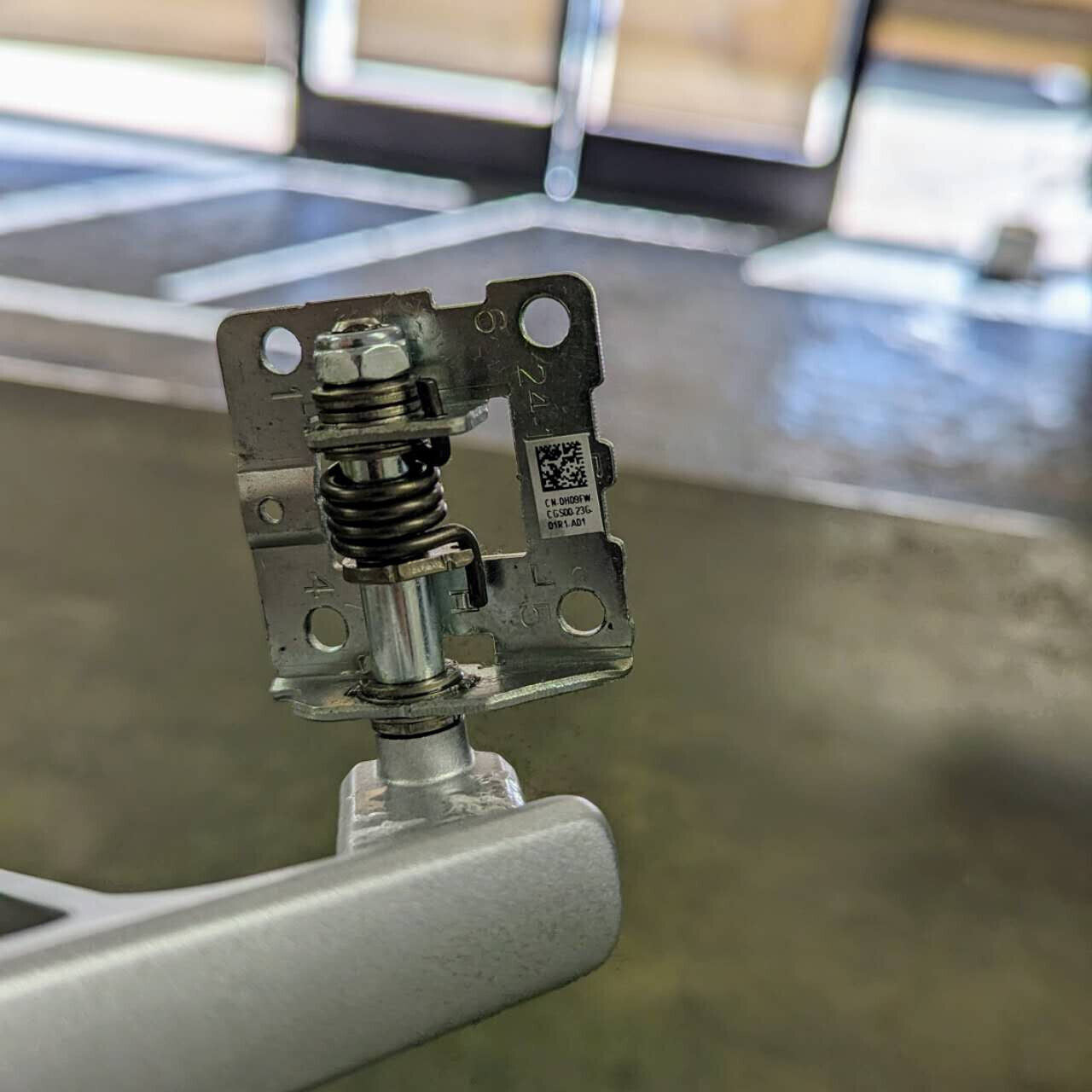 Dell Inspiron 24-5490 24-5400 Silver 24" Base Stand H09FW From i5/i7 Units