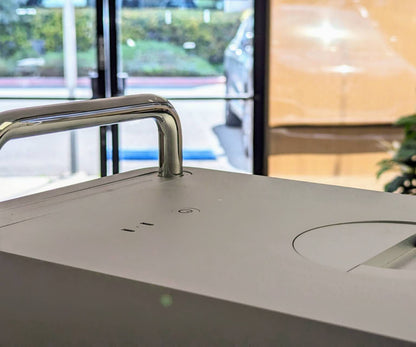 APPLE MAC PRO A1991 24 CORE Intel XEON W 96GB RAM 2TB SSD RADEON PRO 580X 8GB