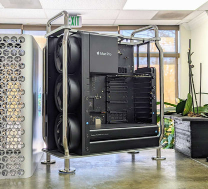 APPLE MAC PRO A1991 24 CORE Intel XEON W 96GB RAM 2TB SSD RADEON PRO 580X 8GB