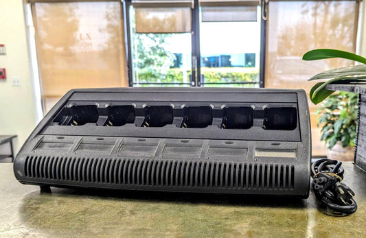 Motorola WPLN4218B IMPRES Multi Unit Charger