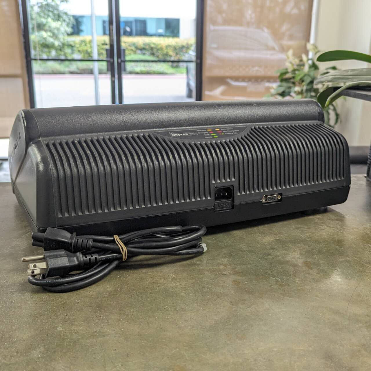 Motorola WPLN4218B IMPRES Multi Unit Charger