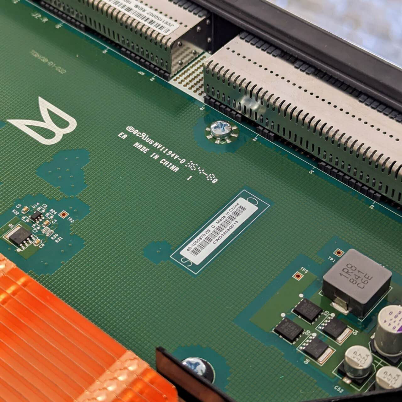 Brocade 40-1000979-09 FC16-64 Fiber Channel Blade 16 port + QSFP S2-0 modules