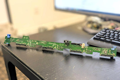 Dell 3.5'' LFF 4 Bay Hard Drive Backplane for PowerEdge R330 R430 820HH 0NJYD7
