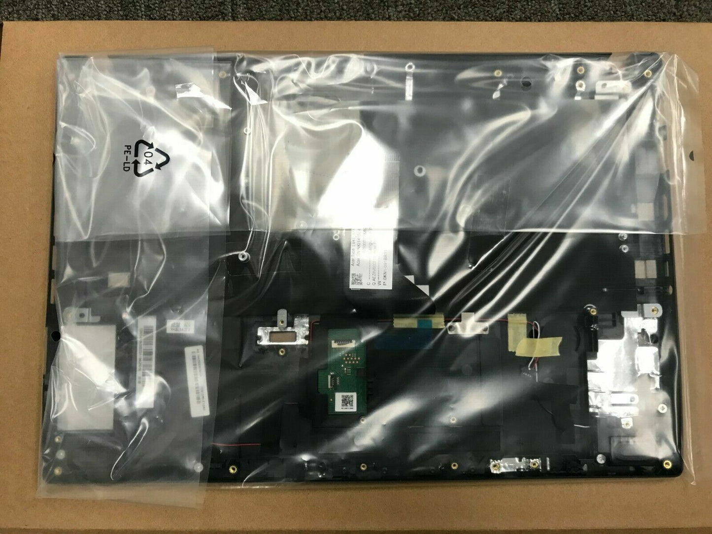 NKI141S04W Acer Travelmate P449 Keyboard upper case speaker 6B.VFBN5.012