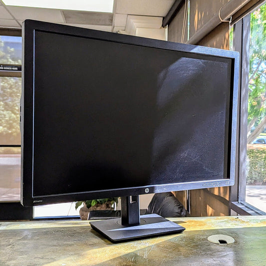 HP Z30i 30" 2560x1600 16:10 60Hz IPS LED Monitor w/Stand & CABLES -FREE SHIPPING
