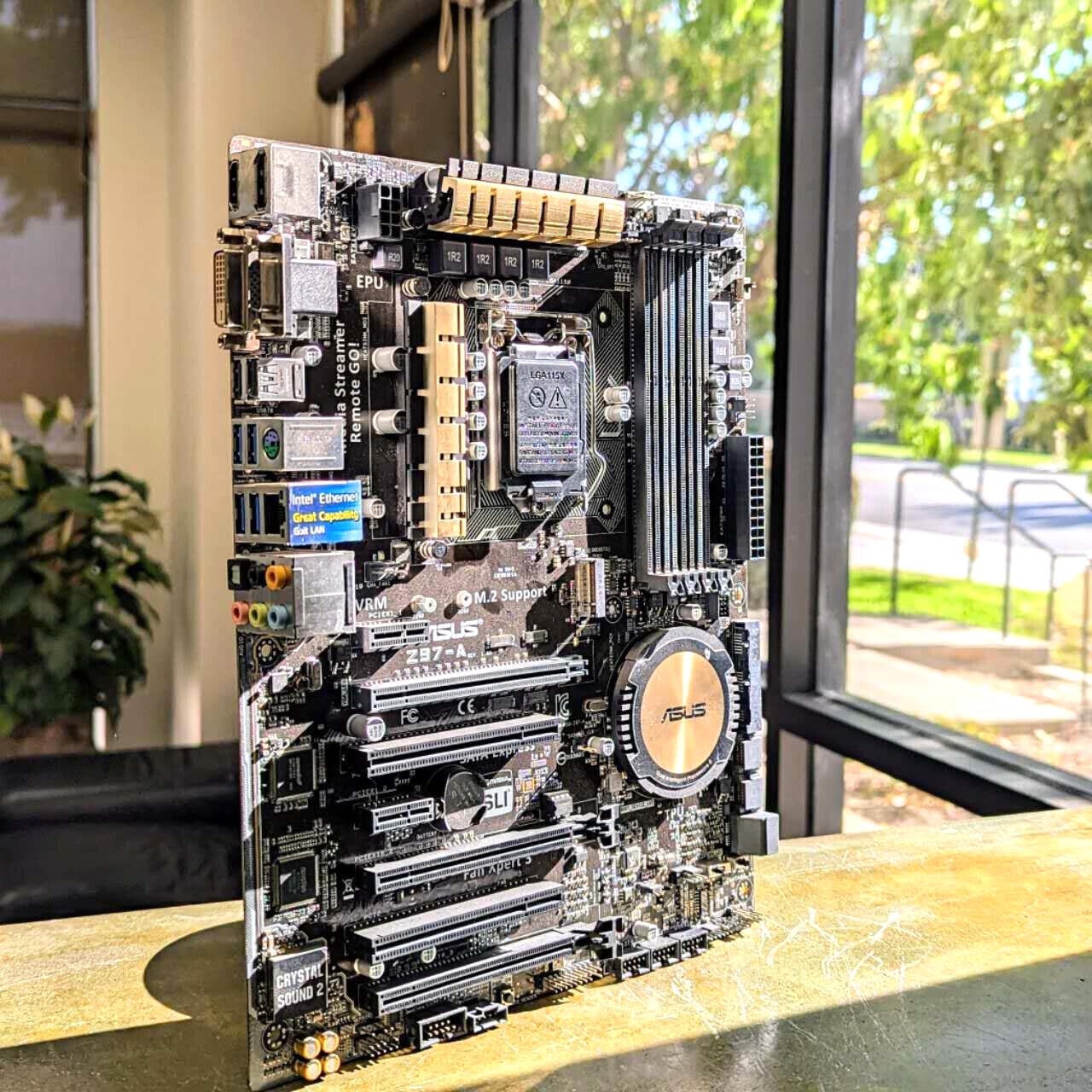 ASUS Z97-A Intel Z97 HDMI SATA 6Gb/s LGA1150 ATX Intel Motherboard