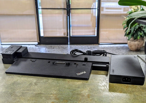 Lenovo 40A50230US ThinkPad Workstation Dock With 230w AC Adapter